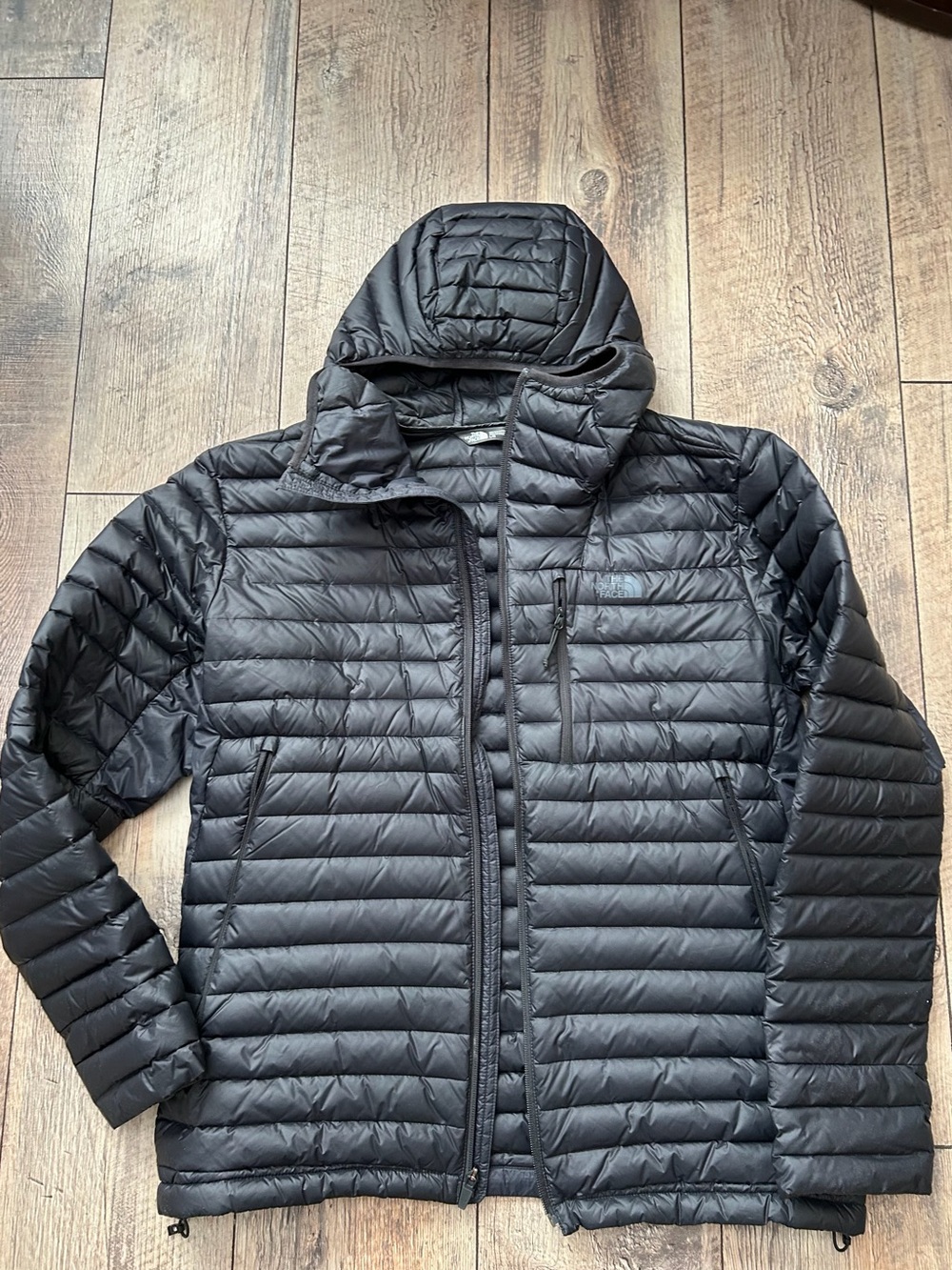 The North Face Men's Black Quilted Hooded Puffer Jacket